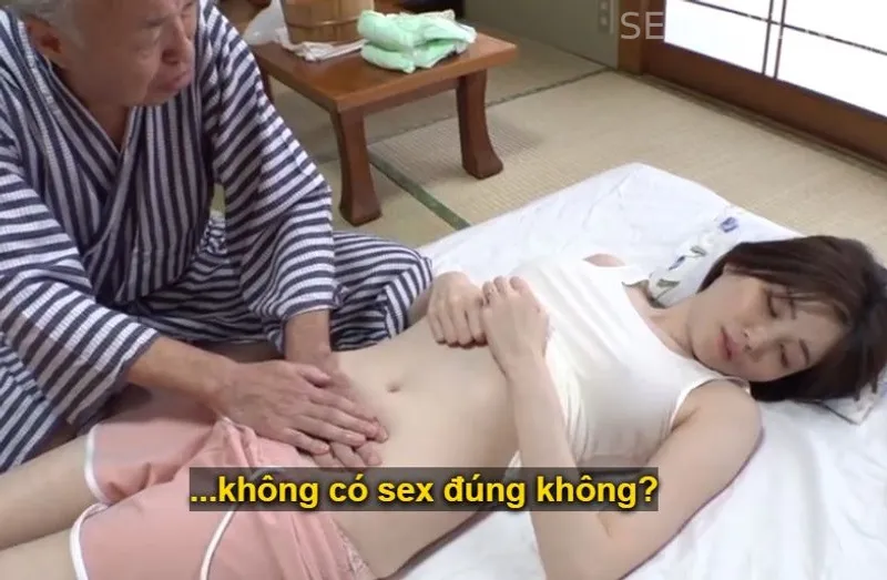 Người tình của con trai bị đau nhức nhờ bố người chồng có nghề mát-xa đấm bóp và cái kết